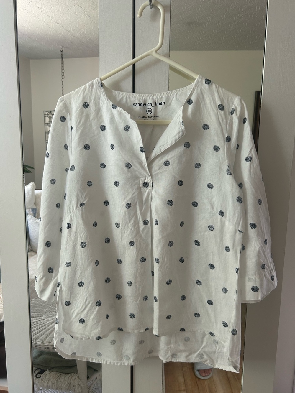 Women White Polka-Dot Blouse with Navy Dots size 40 Eu (8-10 US) Brand Sandwi